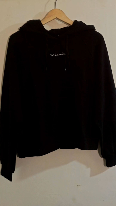 Sweater Thrift atasan wanita baju thrift termurah Bekasi bisa cod