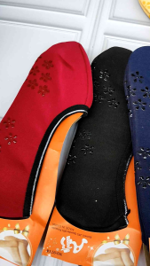 Kaos Kaki Tawaf Wanita Polos Anti Slip Tebal & Promo 12 Pasang