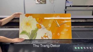 Đồng Hồ Tráng Gương Treo Tường "BÔNG HOA" In UV 5D Cao Cấp