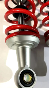 หนังสือเสริมความสูง 320 มุม โช๊คหลัง YSS สปริงแดงกระบอกเทา รูปภาพเท่าที่แดง