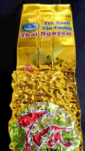 lốc 10 gói trà xanh thái nguyên tân cương gói 100g đậm đà thơm ngon đúng chuẩn vi trà bắc thái nguyên tân cương thơm ngon đọc đáo đến từng giọt