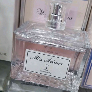 น้ำหอมอาหรับ Miss Arina น้ำหอมนำเข้า Miss Ariana  น้ำหอมกลิ่นเทียบแบรนด์ กลิ่นติดทน ของแท้ 100% น้ำหอมผู้หญิง