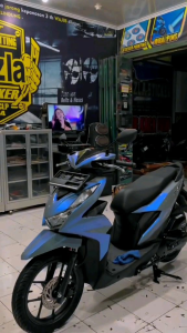 Desain Stiker Unik & Menarik: Skotlet Lembut & Tahan Lama