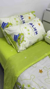 ลายกาตูนยอดฮิต งานเกรดแฟชั่นทั่วไป ชุดผ้าปู + ผ้านวมขนาด 5ฟุต