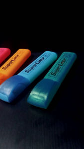 highlighter pen sold per piece