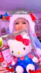 Limited 2500! Hello Kitty 50th Anniversary Plush Limited Edition ตุ๊กตาคิตตี้ รุ่นพิเศษกล่องสะสม นำเข้าจากออสเตรเลียแท้
