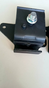 DUDUKAN MESIN DAIHATSU GRAN MAX LH RH