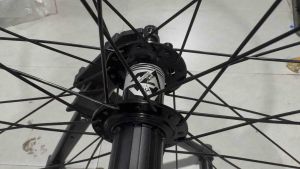 Bộ vành xe đạp 700c HR3 Cao 4cm Đan sẵn đùm cối nổ RT KM 2.0 Líp thả phanh đĩa 7-12s Bao trớn