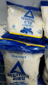 Tepung Segitiga Biru 1.kg / Tepung serat tinggi Bogasari