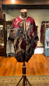 Tunik Katun Viscos Payet by Dian Pelangi LIMITED EDITION Blouse Baju Atasan Kemeja Blus Outfit Busui Kerja Kantor Pesta Pernikahan Kondangan Lebaran Formal Wanita Hijaber Cantik Anggun Modis Modern Simple Elegan Mewah Model Korea Terbaru Motif Batik Etnik