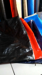 karung kurir pakai resleting bawah nya mudel kotak P70 T90 L20 bahan terpal Korea kualitas terjamin tersedia banyak pilihan warna dan tipe terpal
