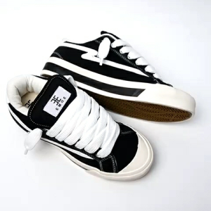 EMOE - BUBBLE-BW Sneakers pria wanita sepatu casual hitam putih elegan shoes karet