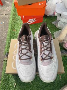 รองเท้าผ้าใบวิ่งผู้หญิงและผู้ชาย สินค้าถ่ายรูปจากสินค้าจริงค่ะมีของพร้อมส่ง