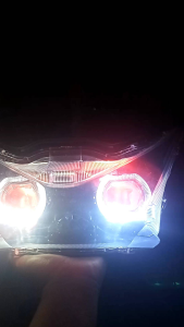 Reflektor Lampu Depan Beat 2024 Set Biled ala ala 25 Super Terang Fullset\\n\\n Mengenal Reflektor Lampu Depan Beat 2024\\n\\n Pengertian Reflektor Lampu Depan Beat 2024\\n\\nReflektor lampu depan Beat 2024 adalah komponen penting yang berfungsi untuk memantulkan cahaya dari lampu depan motor Anda, sehingga meningkatkan visibilitas di malam hari atau kondisi pencahayaan rendah. Dengan menggunakan reflektor berkualitas tinggi, Anda dapat menikmati pengalaman berkendara yang lebih aman dan nyaman.\\n\\n Keunggulan Reflektor Lampu Depan Beat 2024\\n\\nBeberapa keunggulan reflektor lampu depan Beat 2024 meliputi:\\n\\n- **Cahaya yang lebih terang:** Reflektor ini dirancang untuk memantulkan cahaya dengan efisiensi tinggi, sehingga meningkatkan visibilitas Anda di jalan raya.\\n- **Kualitas tinggi:** Reflektor ini dibuat dari bahan berkualitas tinggi yang tahan lama dan dapat bertahan terhadap cuaca ekstrem.\\n- **Desain modern:** Reflektor ini memiliki desain modern yang sesuai dengan gaya motor Anda, menjadikannya pilihan yang sempurna untuk penampilan dan fungsionalitas.\\n\\n Perbandingan dengan Reflektor Lampu Depan Sebelumnya\\n\\nBerikut adalah perbandingan antara reflektor lampu depan Beat 2024 dengan versi sebelumnya:\\n\\n| Fitur | Reflektor Lampu Depan Beat 2024 | Reflektor Lampu Depan Sebelumnya |\\n| --- | --- | --- |\\n| Kualitas Cahaya | Lebih terang | Biasa |\\n| Bahan | Berkualitas tinggi | Rata-rata |\\n| Desain | Modern | Tradisional |\\n\\n Cara Memilih Reflektor Lampu Depan Beat 2024 yang Berkualitas Tinggi\\n\\n Tips Memilih Reflektor Lampu Depan Beat 2024\\n\\nBerikut adalah beberapa tips untuk memilih reflektor lampu depan Beat 2024 yang berkualitas tinggi:\\n\\n- **Periksa kualitas cahaya:** Pastikan reflektor yang Anda pilih mampu memantulkan cahaya dengan baik dan memberikan visibilitas yang optimal.\\n- **Periksa bahan:** Pilih reflektor yang terbuat dari bahan berkualitas tinggi yang tahan lama dan dapat bertahan terhadap cuaca ekstrem.\\n- **Periksa desain:** Pilih reflektor yang memiliki desain modern dan sesuai dengan gaya motor Anda.\\n\\n Perhatikan Faktor-Faktor Penting dalam Pemilihan Reflektor\\n\\nBerikut adalah faktor-faktor penting yang harus diperhatikan saat memilih reflektor lampu depan Beat 2024:\\n\\n- **Kualitas cahaya:** Pilih reflektor yang mampu memantulkan cahaya dengan baik dan memberikan visibilitas yang optimal.\\n- **Bahan:** Pilih reflektor yang terbuat dari bahan berkualitas tinggi yang tahan lama dan dapat bertahan terhadap cuaca ekstrem.\\n- **Desain:** Pilih reflektor yang memiliki desain modern dan sesuai dengan gaya motor Anda.\\n\\n Kesalahan Umum dalam Memilih Reflektor Lampu Depan Beat 2024\\n\\nBerikut adalah kesalahan umum yang sering dilakukan saat memilih reflektor lampu depan Beat 2024:\\n\\n- **Memilih reflektor dengan kualitas cahaya rendah:** Pilihlah reflektor yang mampu memantulkan cahaya dengan baik dan memberikan visibilitas yang optimal.\\n- **Memilih reflektor dengan bahan rendah kualitas:** Pilihlah reflektor yang terbuat dari bahan berkualitas tinggi yang tahan lama dan dapat bertahan terhadap cuaca ekstrem.\\n- **Memilih reflektor dengan desain yang tidak sesuai:** Pilihlah reflektor yang memiliki desain modern dan sesuai dengan gaya motor Anda.\\n\\n Instalasi Reflektor Lampu Depan Beat 2024\\n\\n Langkah-langkah Instalasi Reflektor Lampu Depan Beat 2024\\n\\nBerikut adalah langkah-langkah instalasi reflektor lampu depan Beat 2024:\\n\\n1. **Siapkan perangkat dan alat yang diperlukan:** Pastikan Anda memiliki semua perangkat dan alat yang diperlukan sebelum memulai instalasi.\\n2. **Pasang reflektor pada motor Anda:** Ikuti instruksi yang disediakan oleh produsen untuk memasang reflektor pada motor Anda.\\n3. **Periksa kualitas cahaya:** Setelah reflektor dipasang, periksa kualitas cahaya untuk memastikan bahwa cahaya yang dipantulkan cukup terang dan memberikan visibilitas yang optimal.\\n\\n Perangkat dan Alat yang Diperlukan\\n\\nBerikut adalah perangkat dan alat yang diperlukan untuk instalasi reflektor lampu depan Beat 2024:\\n\\n- **Alat pengukur sudut:** Digunakan untuk memastikan bahwa reflektor dipasang dengan benar dan memberikan visibilitas yang optimal.\\n- **Screwdriver:** Digunakan untuk mengencangkan atau melepaskan baut pada reflektor.\\n- **Kunci ring:** Digunakan untuk mengencangkan atau melepaskan kabel pada reflektor.\\n\\n Tips untuk Menjalankan Instalasi dengan Sukses\\n\\nBerikut adalah beberapa tips untuk menjalankan instalasi reflektor lampu depan Beat 2024 dengan sukses:\\n\\n- **Ikuti instruksi yang disediakan oleh produsen:** Pastikan Anda mengikuti instruksi yang disediakan oleh produsen untuk memastikan bahwa reflektor dipasang dengan benar.\\n- **Periksa kualitas cahaya:** Setelah reflektor dipasang, periksa kualitas cahaya untuk memastikan bahwa cahaya yang dipantulkan cukup terang dan memberikan visibilitas yang optimal.\\n- **Gunakan alat yang tepat:** Pastikan Anda menggunakan alat yang tepat untuk mengencangkan atau melepaskan baut dan kabel pada reflektor.\\n\\n Perawatan dan Pemeliharaan Reflektor Lampu Depan Beat 2024\\n\\n Cara Membersihkan Reflektor Lampu Depan Beat 2024\\n\\nBerikut adalah cara membersihkan reflektor lampu depan Beat 2024:\\n\\n1. **Hentikan motor Anda:** Pastikan motor Anda telah dimatikan sebelum mulai membersihkan reflektor.\\n2. **Gunakan lap kering:** Gunakan lap kering untuk membersihkan debu dan kotoran yang menempel pada reflektor.\\n3. **Gunakan lap basah:** Jika ada noda yang sulit dihilangkan, gunakan lap basah untuk membersihkan reflektor.\\n\\n Perawatan Rutin untuk Meningkatkan Umur Reflektor\\n\\nBerikut adalah perawatan rutin yang dapat Anda lakukan untuk meningkatkan umur reflektor lampu depan Beat 2024:\\n\\n- **Membersihkan reflektor secara rutin:** Membersihkan reflektor secara rutin dapat membantu menjaga kualitas cahaya dan meningkatkan umur reflektor.\\n- **Memeriksa kualitas cahaya:** Memeriksa kualitas cahaya secara rutin dapat membantu Anda mendeteksi masalah sebelum menjadi parah.\\n- **Mengganti reflektor jika diperlukan:** Jika reflektor sudah aus atau rusak, gantilah dengan reflektor baru untuk memastikan kualitas cahaya tetap terjaga.\\n\\n Penyimpanan yang Tepat untuk Reflektor Lampu Depan Beat 2024\\n\\nBerikut adalah penyimpanan yang tepat untuk reflektor lampu depan Beat 2024:\\n\\n- **Simpan di tempat yang kering:** Simpan reflektor di tempat yang kering dan aman dari cuaca ekstrem.\\n- **Simpan di tempat yang aman:** Simpan reflektor di tempat yang aman dan mudah dijangkau saat diperlukan.\\n\\n Kesimpulan dan Rekomendasi\\n\\n Ringkasan Penting dari Artikel Ini\\n\\nDalam artikel ini, kita telah memb