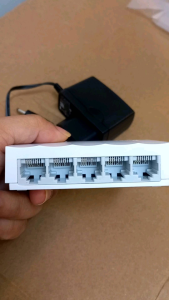 SWITCH HUB TP-LINK LS1005 5 PORT 10/100mbps DESKTOP SWITCH HUB