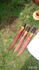 Pisau Cap Garpu: Alat Cap Identitas yang Multifungsi