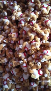 100pcs Keychain Camel Doll Keychain Souvenir Keychain Pendant KeyRing Gift Fashion Accessories Pendants Muslim Gift Umrah Haji Plush camel keychains with red saddle suitable for travel or gift