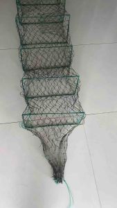 Lú đặc cua lú 12 cửa ngục lú bắt cua dài 5m(vành 26x36cm). mắt lưới 7p(35cm)