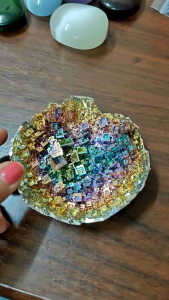 perhiasan batu bismuth decoration 七彩铋矿摆件