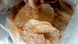 Kerupuk Jengkol & Kerupuk Jariang Khas Bikinan Pariaman