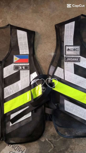Dakkisport security riders vest with mesh design and adjustable straps.