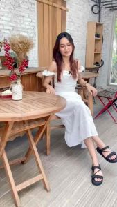 รองเท้าแตะรัดส้น สไตส์ญูปูนิช สายปรับระดับได้ ลูยน้ำได้