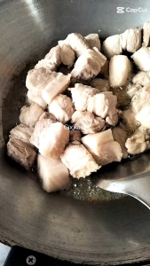 สามชั้นคั่วหวานเบรคแตก