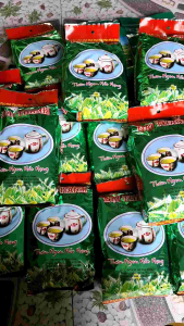 5gói trà đại thành hương dứa gói 300g đậm đà thơm ngon chuẩn vi trà dứa cho người thích thưởng thức trà thơm ngon đọc đáo đến từng giọt. hạn sử dụng luôn mới