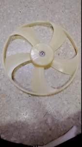 ไม่ปลอดภัย ใบพัดลมหม้อน้ำ โตโยต้า อัลติส TOYOTA NEW ALTIS 2008-2013 พิจารณาเกรดที่ 1