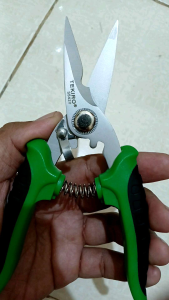 Gunting Multifungsi Bahan Super Premium