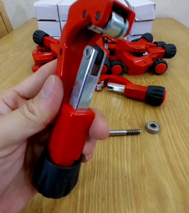 Dụng cụ lăn nhám cốt quạt trục quạt để cố định lắp bạc đạn cho quạt máy