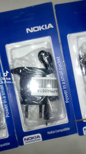 Charger Nokia Tusukan kecil /CASAN NOKIA TUSUK KECIL 99.99% PACKING PRRSS