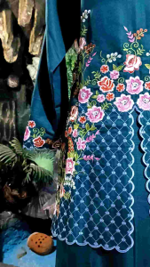 BAKAL BAHAN/BAJU KURUNG READY BORDIR BUNGA BELAH