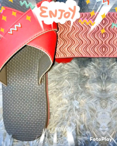 รองเท้าแตะชาย ทำด้วยวัสดุ อย่างดีมาตรฐาน  ราคาถูก