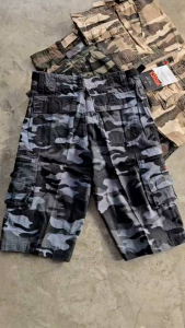 กางเกงขาสั้นลายพราง/ความยาวคลุมหัวเข่า กางเกงยุทวิธี