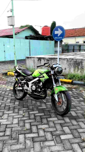 STRIPING STICKER ORI LIS STANDAR DECAL KAWASAKI NINJA R tahun 2014 hijau