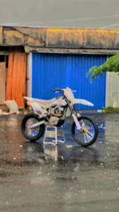 Stiker Motor Kawasaki KLX BF Terbaru Bahan Berkualitas Warna & Gambar Bisa Diubah