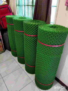 Green pvc fencing net good for any agricultural  or gardening materials or roofing per  size 30 meters all sizes are available