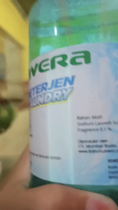 DETERJEN LAUNDRY LIQUID PEMBERSIH NODA PEWANGI PAKAIAN