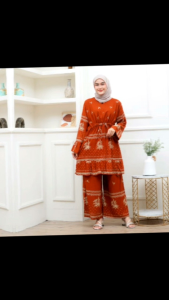 One Set Wanita Kekinian