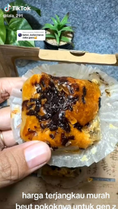 Bolen pisang cokelat keju lumer