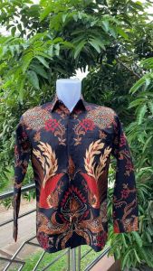 Kemeja Batik pria Lengan Panjang Motif SENTANI MERAH Bahan KATUN PRIMA