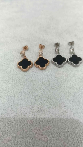 Anting-Anting Titanium Wanita An10 Mtf Clovar Model Tindik Kristal Bulat