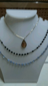 cổ mica trưng dây chuyền vòng cổ có răng cưa