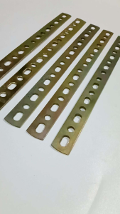 BREKET PLAT BESI LUBANG SERBAGUNA UNIVERSAL PANJANG 30 CM