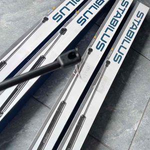 Stabilus โช้คฝาท้ายแบบธรรมดา ยาว 24 นิ้ว Fortuner 2015 TGN156. จำนวน 1 คู่ 140099