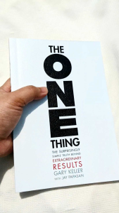 The One Thing by Gary Keller (paperback)