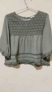Thrift/Preloved Blouse atasan hijau sage brukat korea