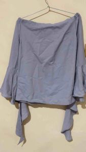 Thrift/Preloved Blouse sabrina lengan kelalawar korean look