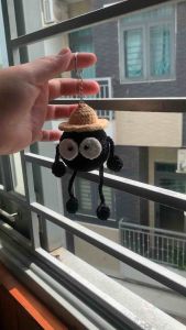 Móc khoá làm bằng len nhung gấu